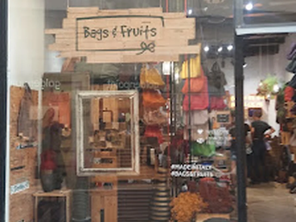 Bags & Fruits