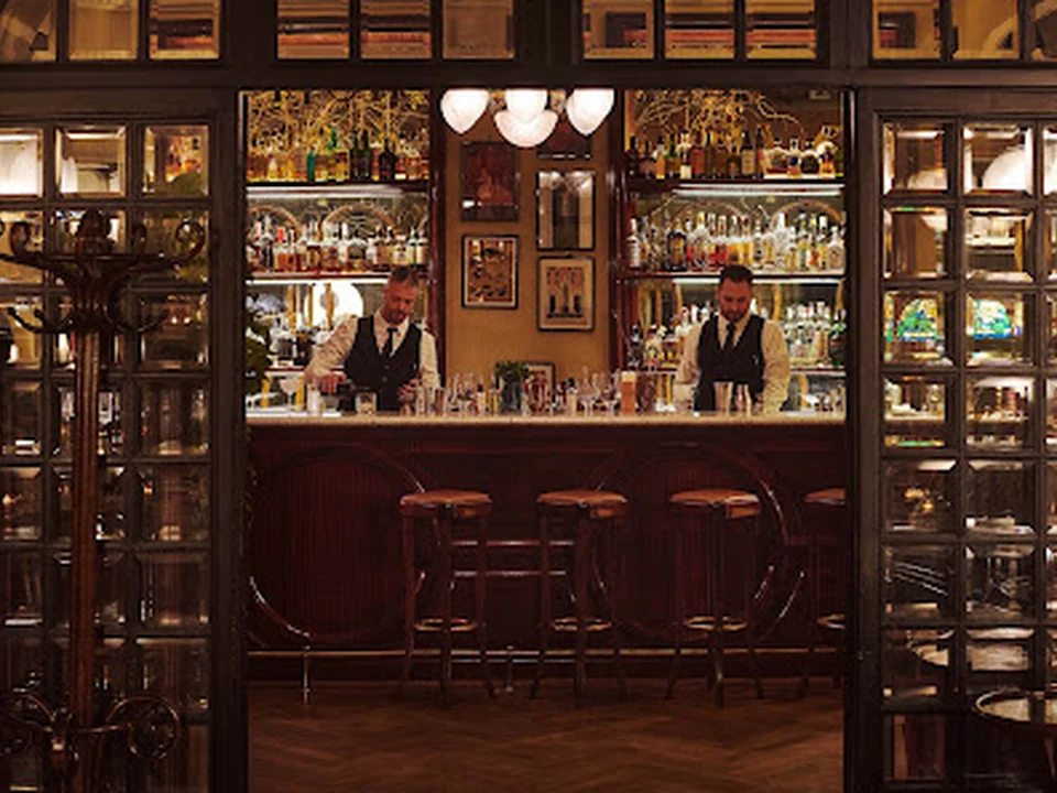 Bar Locarno