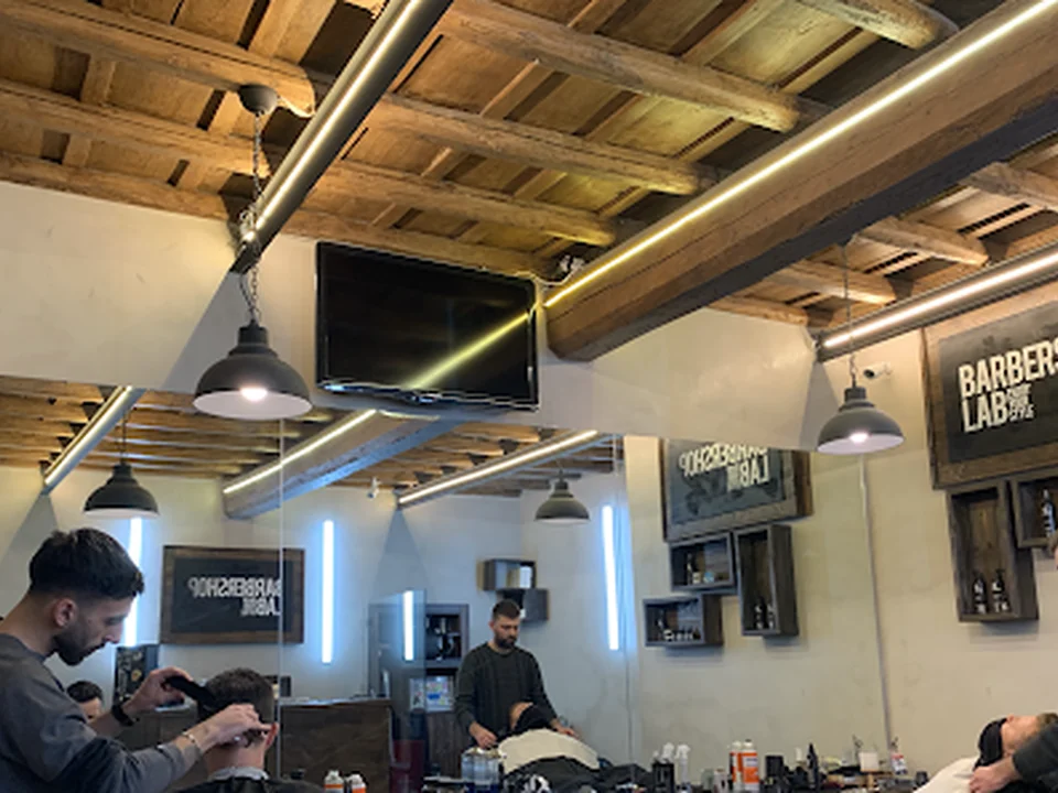 Barber Shop Lab Navona