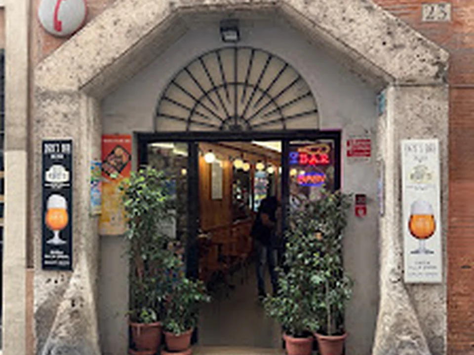 Enzo's Bar