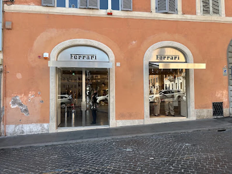 Ferrari Store Roma
