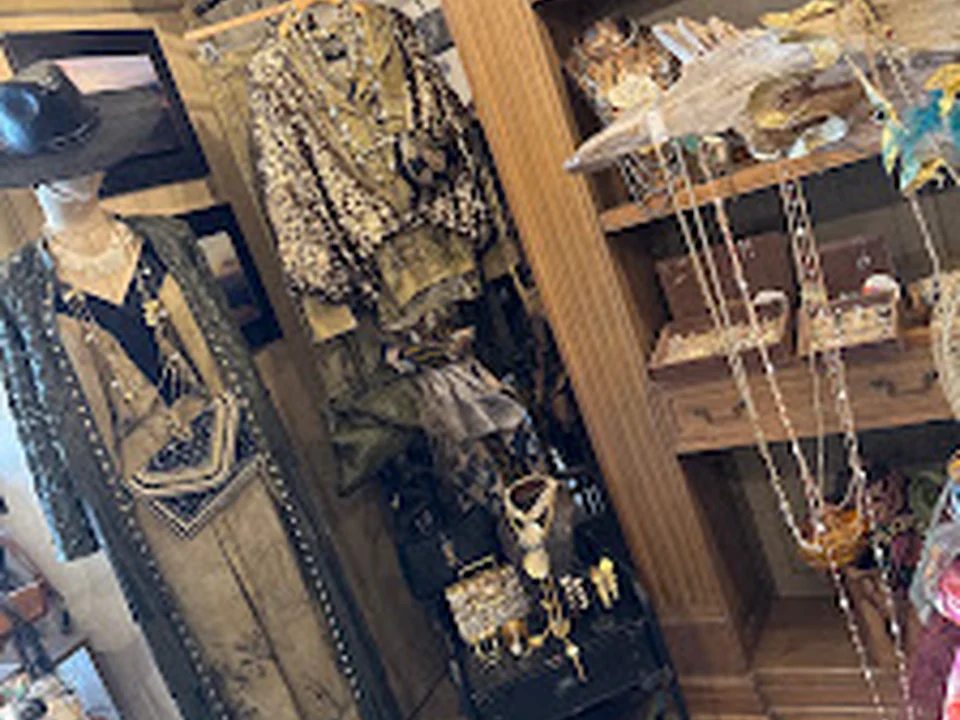 G'local Boutique