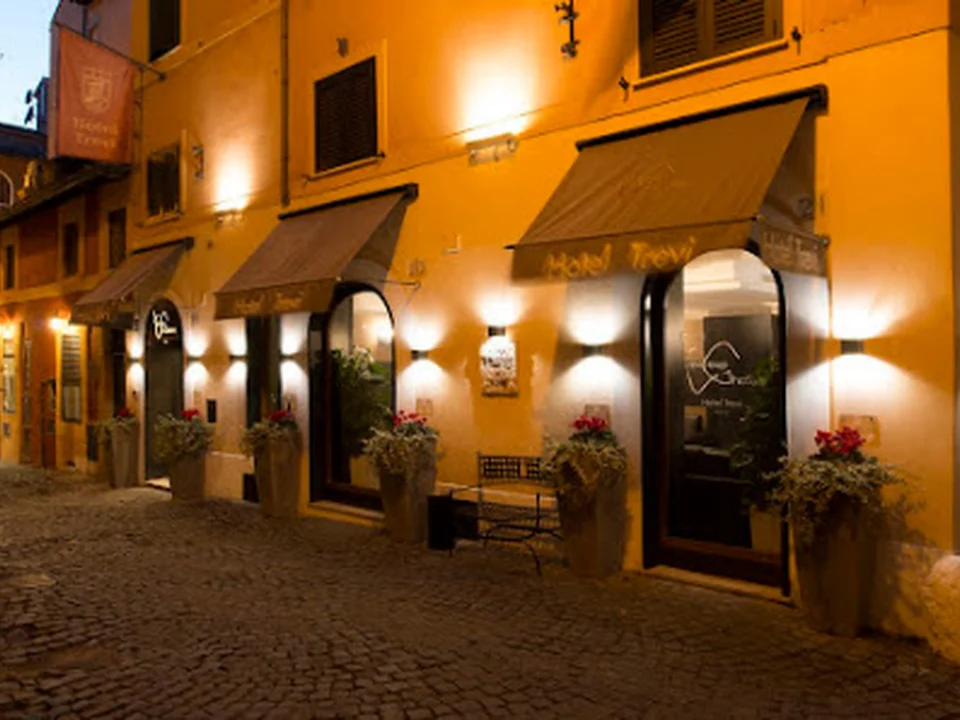Hotel Trevi