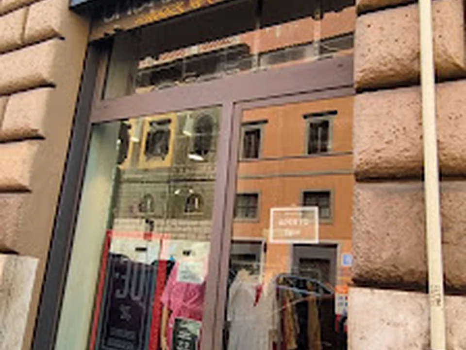 Humana Vintage Roma