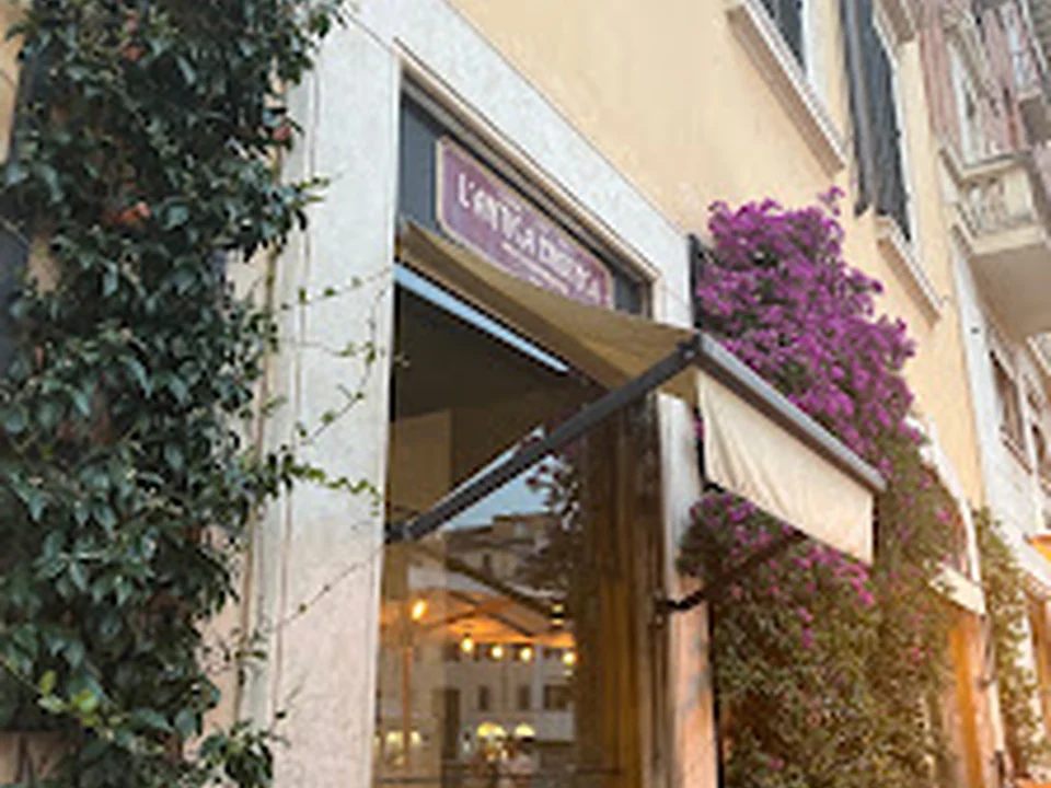 L’ Antica Enoteca Largo di Torre Argentina