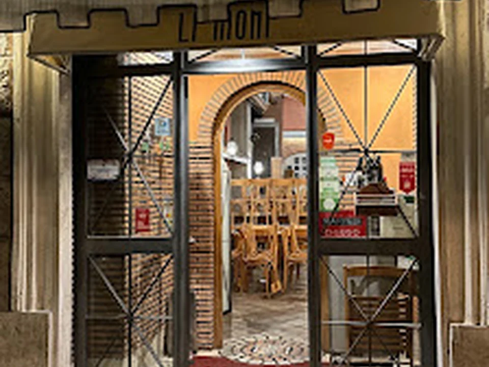 Li Rioni a Santiquattro