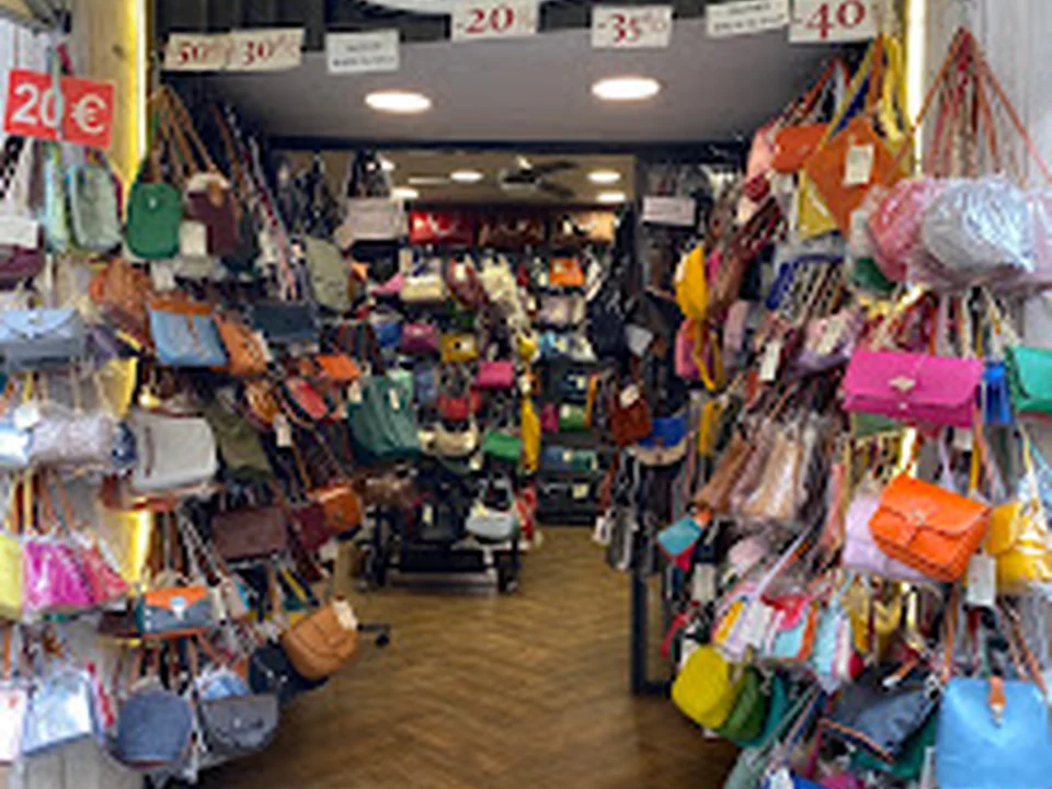 Montecristo leather bags