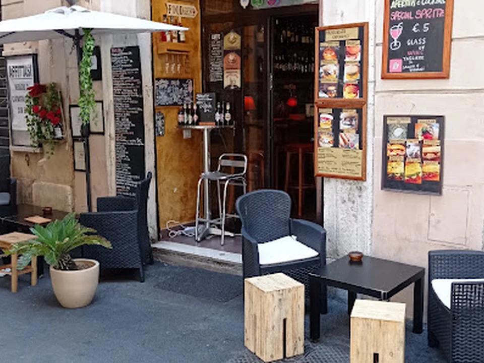 Pane pane vino ar vino