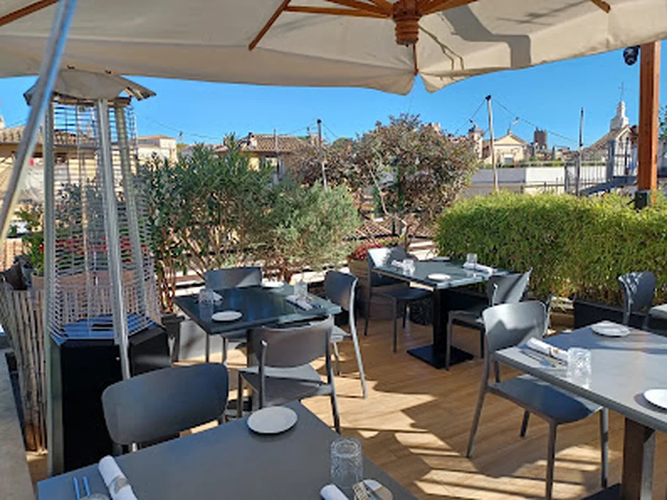 Rooftop Caravita