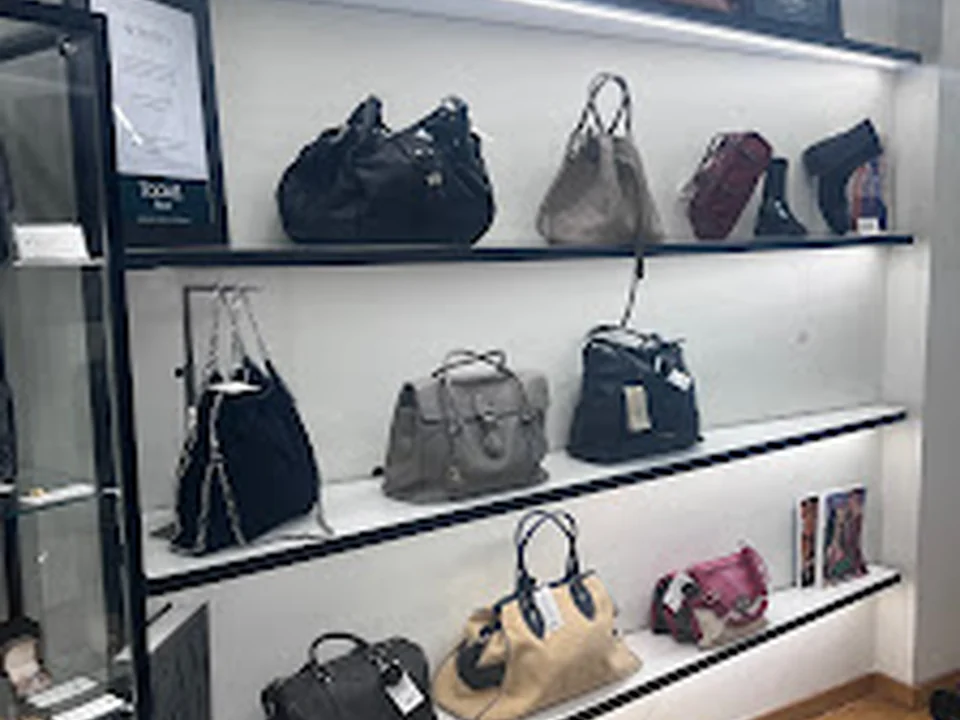 Second Hand Brandstore