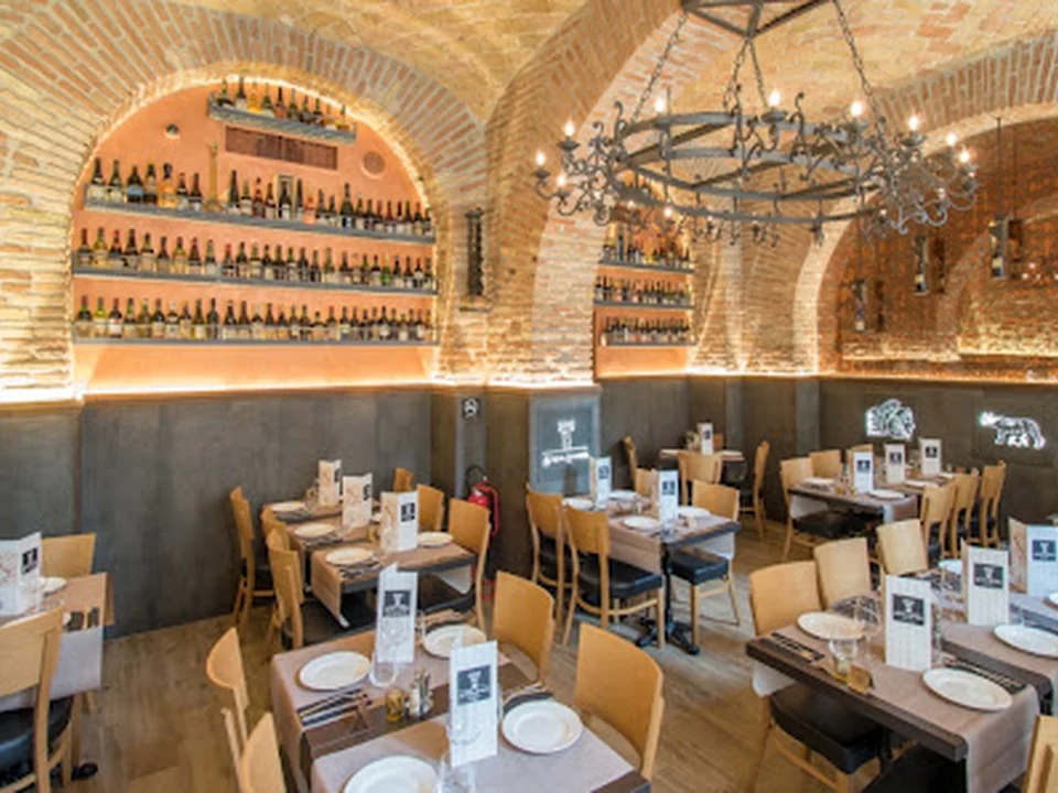 STRADAROMANA Restaurant