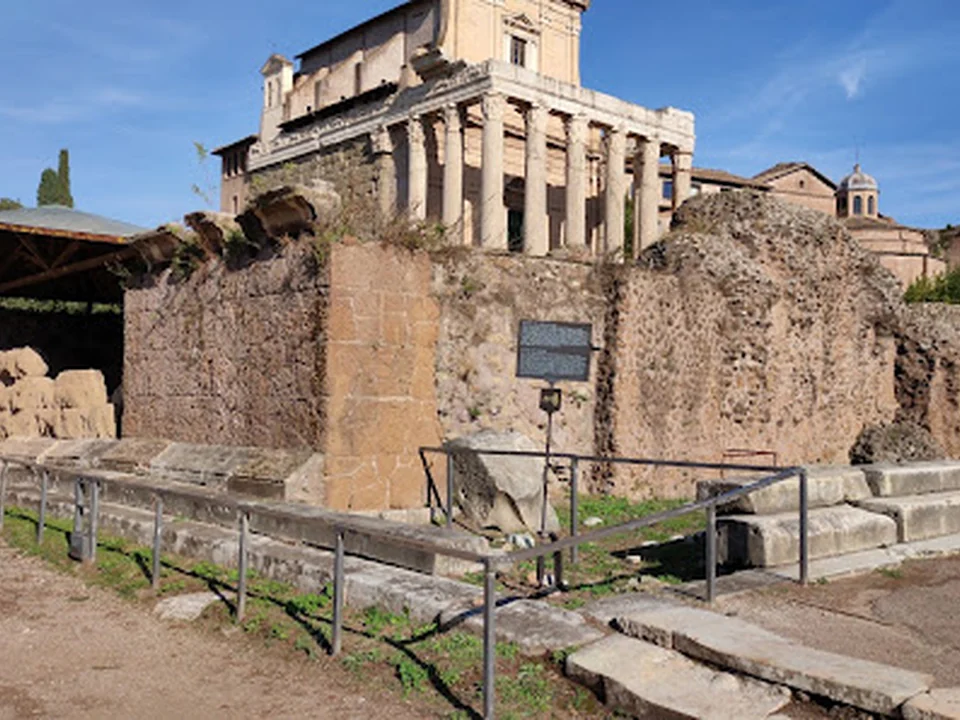 Temple of Divus Julius