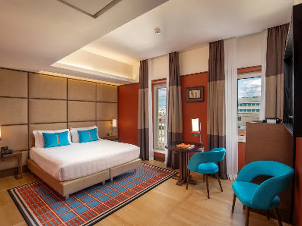 The Independent Hotel