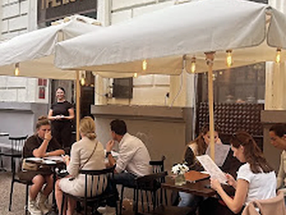 Foto de THE LOFT Colazione, Brunch & Pizza Dinner vicino San Pietro