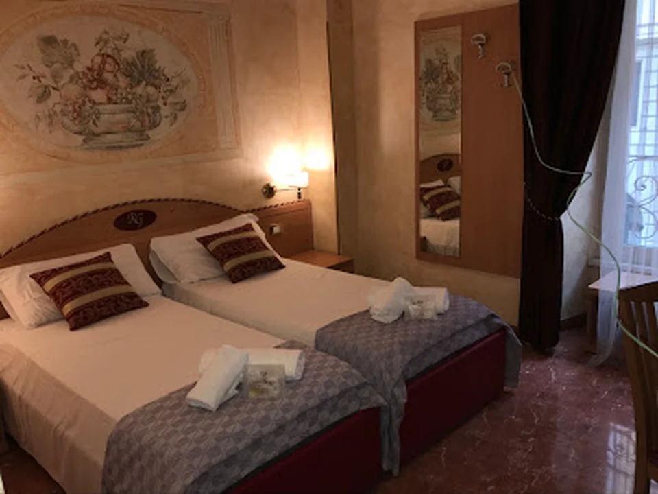 Legend R.G, Rome