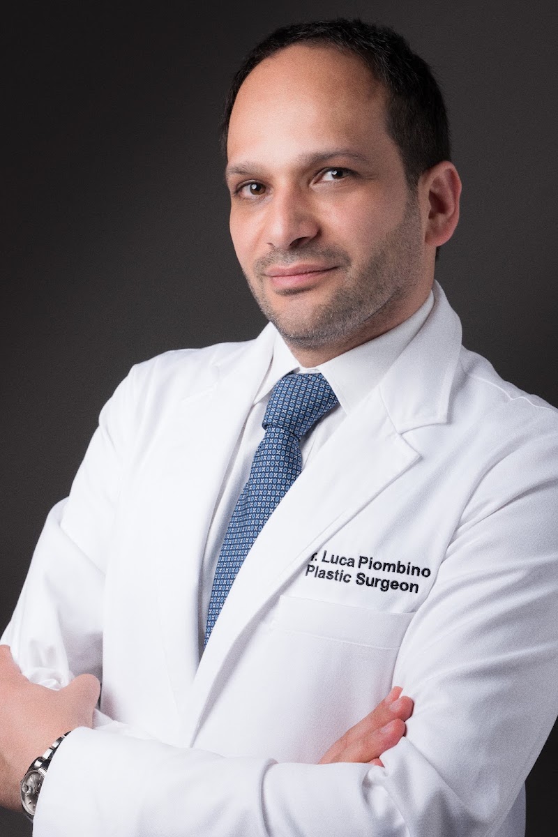 Dr Luca Piombino, Rome