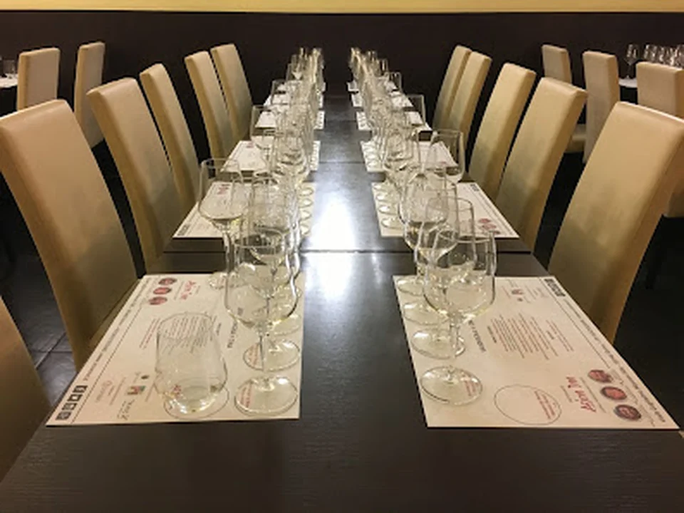 Sinosteria, Rome