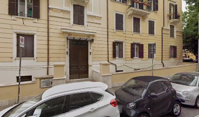 Capilclinic Roma, Rome