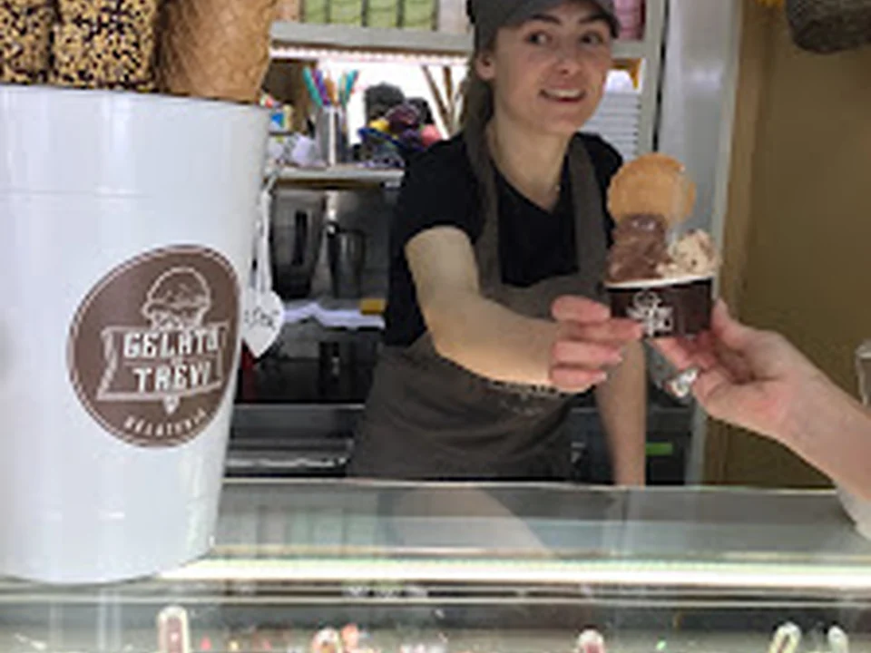 Gelato in Trevi, Rome