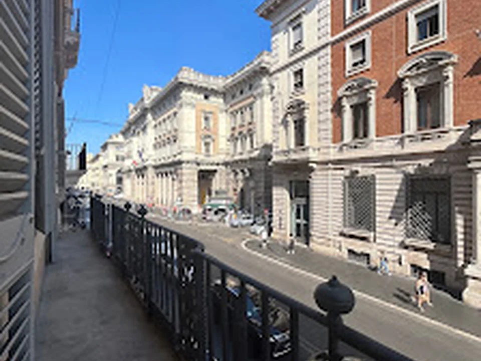 Palazzo Roma, Rome