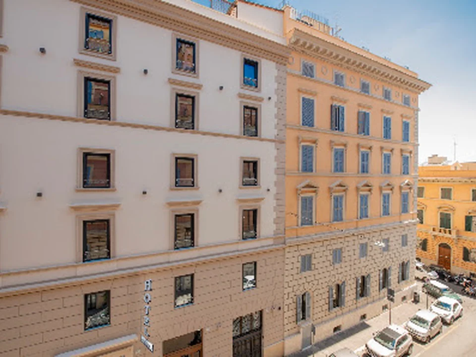 Budget Rooms Des Arts Roma, Rome