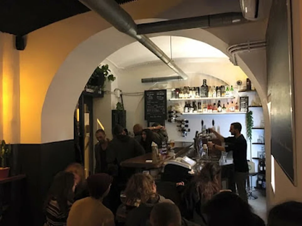 Beer Time, Rome