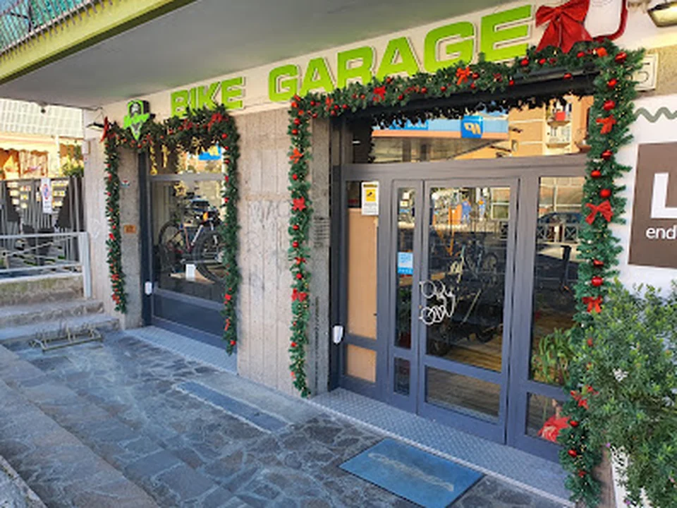 Bike Garage, Rome