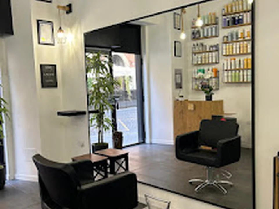 About Hair - Roma, Rome