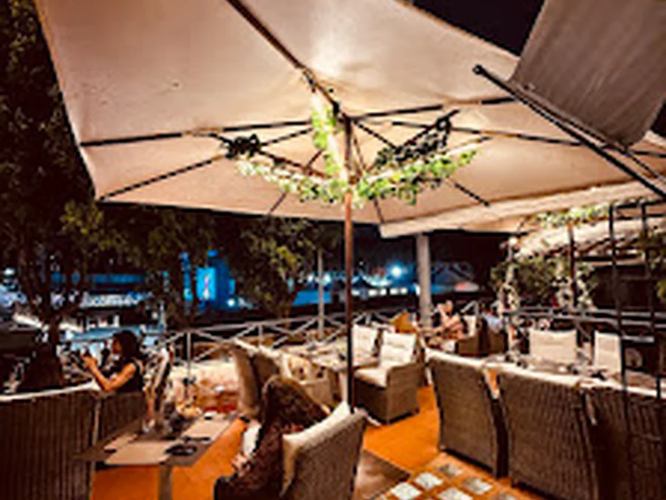 Ristorante Ad hoc, Rome
