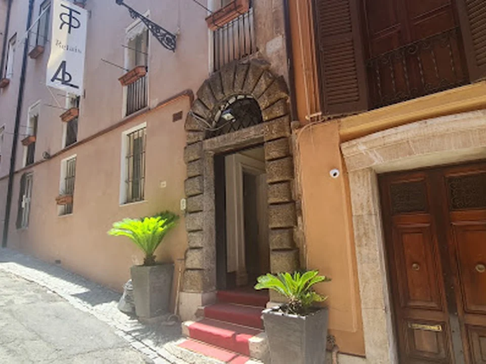 Relais Palazzo Taverna, Rome