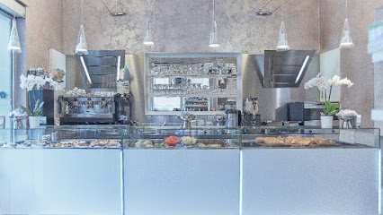 kitchen bar